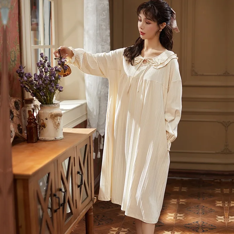 2021 Spring New Sweet Court Style Long Sleeve Cotton Nightdress Women's Loose Leisure Medium Length Nightdress Home Wear