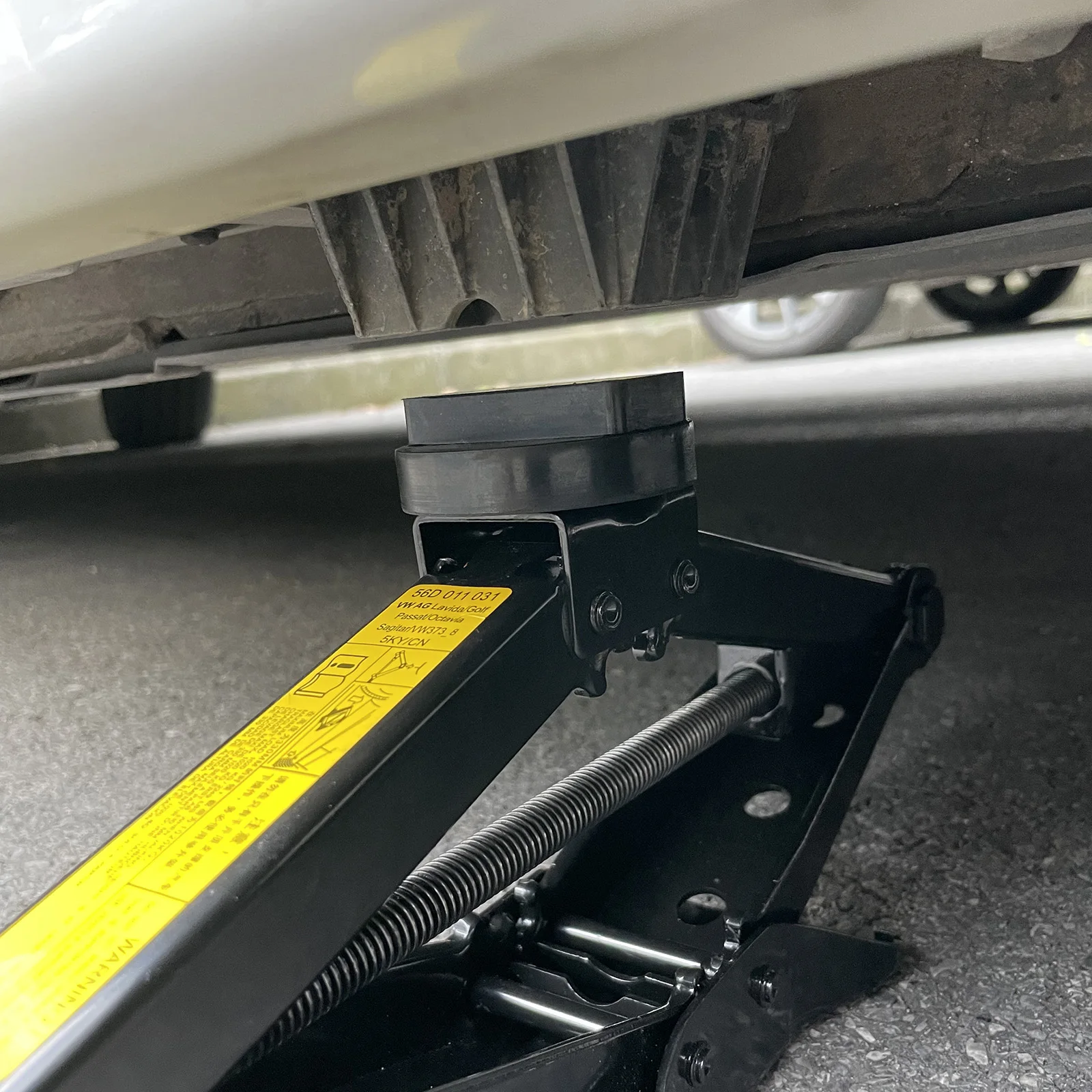 Для BMW 3 4 5 серии E36 E39 E46 E60 E90 E87 X3 X4 X5 E83 F25 E53 E70 F10 F20 F30 F31 i3 резиновый угловой