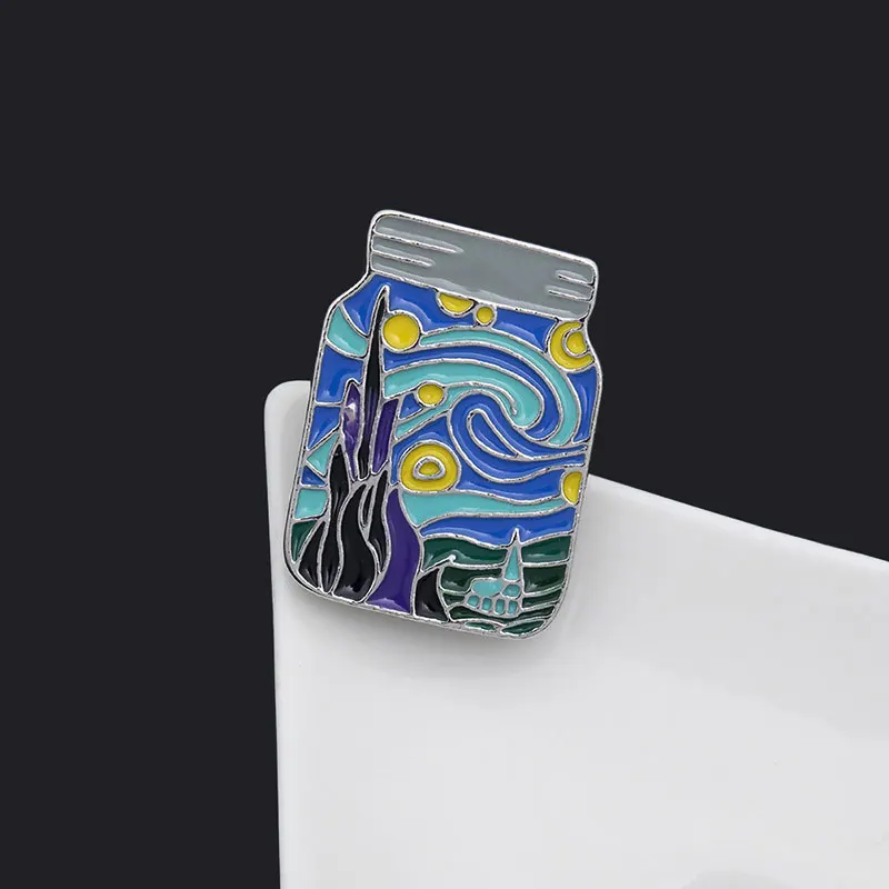 

Funny High Oil Brooches Painting Fantasy Starry Sky Kids Friends Lapel Pin Cute Custom Luxury Brooch