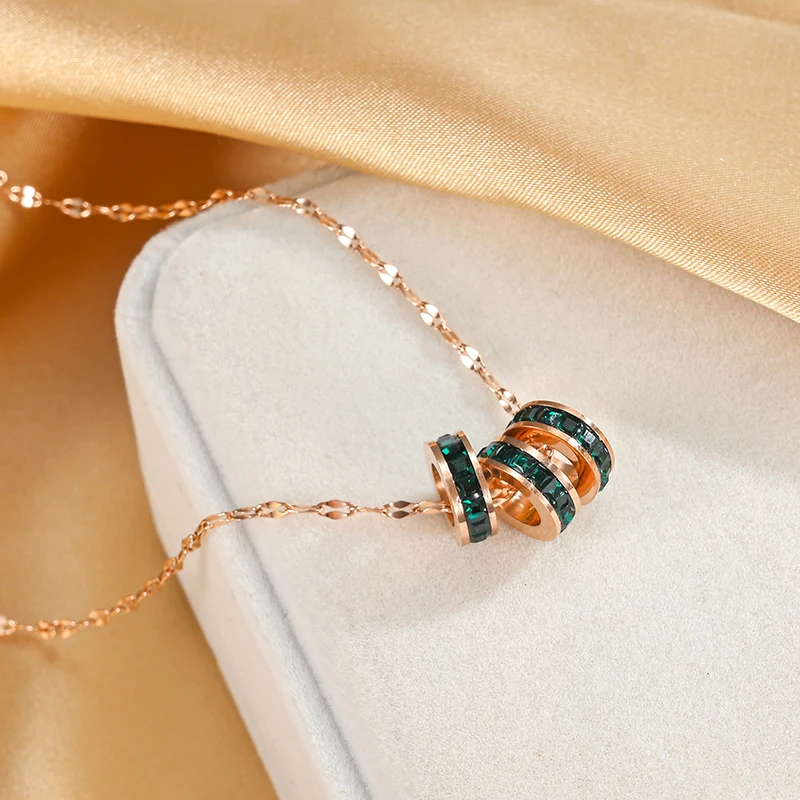 

Korean Style Fashion Three Green Geometry Circular Zircon Crystal Pendant Women Necklaces Luxury Rose Gold Choker Chain Jewelry