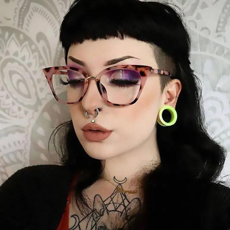 Прозрачные солнцезащитные очки кошачий глаз женские прозрачные Оптическая