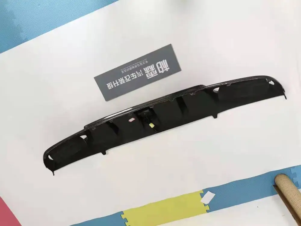 Карбоновый задний бампер для губ автомобильный диффузор с лампой Mercedes-benz c-class W205