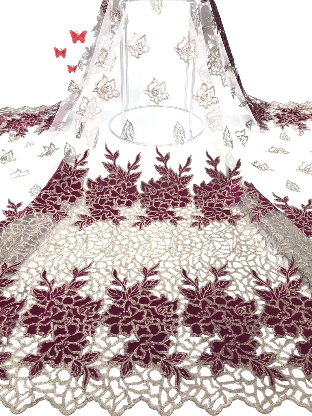 

2019 Latest Nigerian Lace Fabrics High Quality Red African 3D Lace Fabric For Wedding Dress French Tulle Lace Material RF365