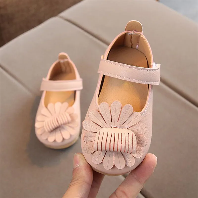 Детские летние сандалии для девочек кожаные пляжные принцессы с резиновой