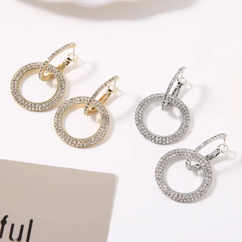 Блестящие кристаллы геометрической формы висячие серьги золотого и серебряного