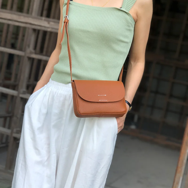 Корейская версия простая кожаная женская сумка однотонная через плечо |