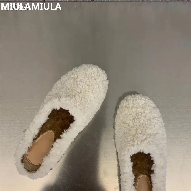 Зимняя Новинка 2020 года Модные меховые шлепанцы на плоской платформе с