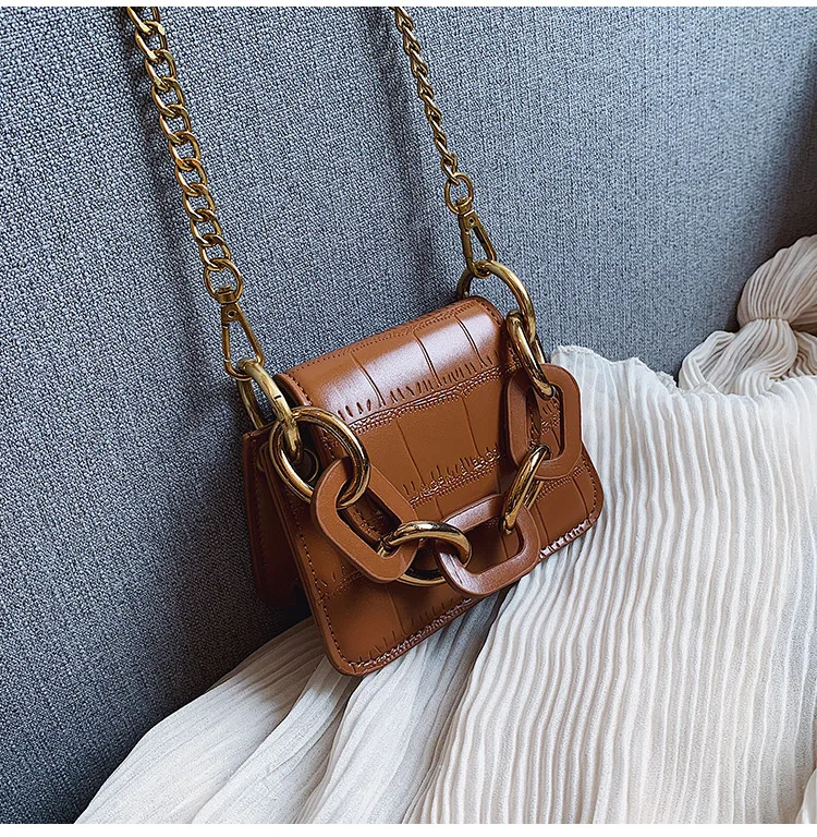 Fashion Mini Saddle Women Shoulder Bags Designer Brand Acrylic Chain Handbags Luxury Pu Leather Female Crossbody Bag Small Purse