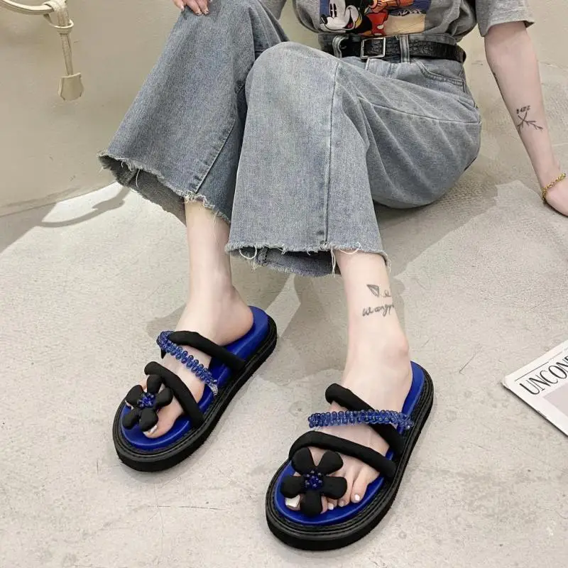 2021 New Summer Women Air Flower Dewdrop Slippers Flat Bottom Open Toe Slippers Female Casual Thick Sole Outdoor Beach Slides