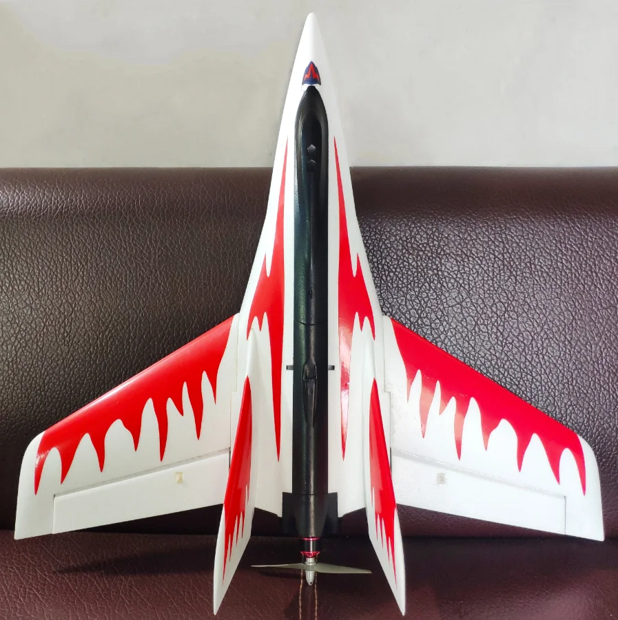 EPO самолёт Stinger T750 T780 750 мм Wingspan летающие крылья толкатель гоночный самолет