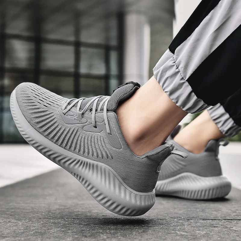 Обувь + Мужская Спортивная обувь для мужчин Новое модное Сетчатое платье Весна
