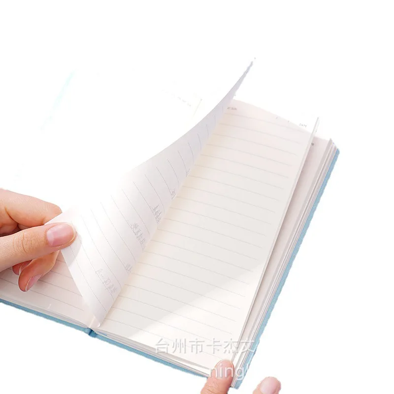 

2021 New Cartoon Multicolor Girl Mini Diary Fashion Simple Creative Cute Animal Students Carry Girls Notebook Stationery