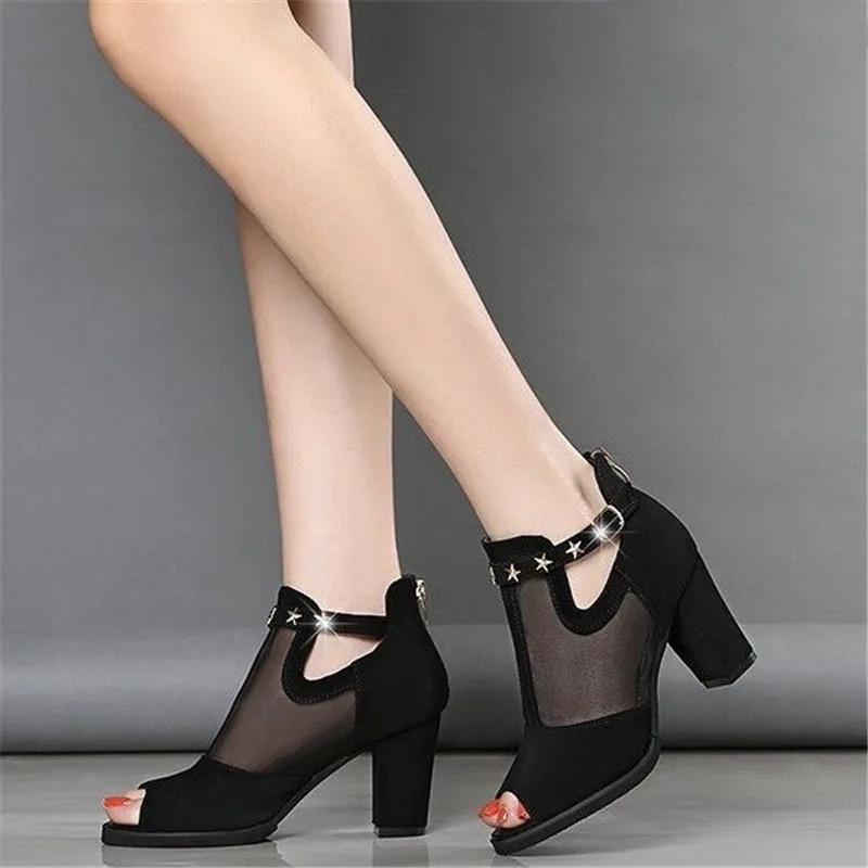 Босоножки женские на высоком квадратном каблуке дышащая сетчатая обувь модные