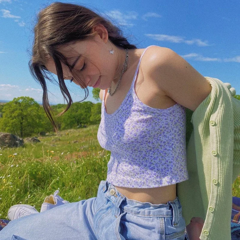 Новый Спагетти ремень цветочный Рисунок укороченные топы с модным принтом