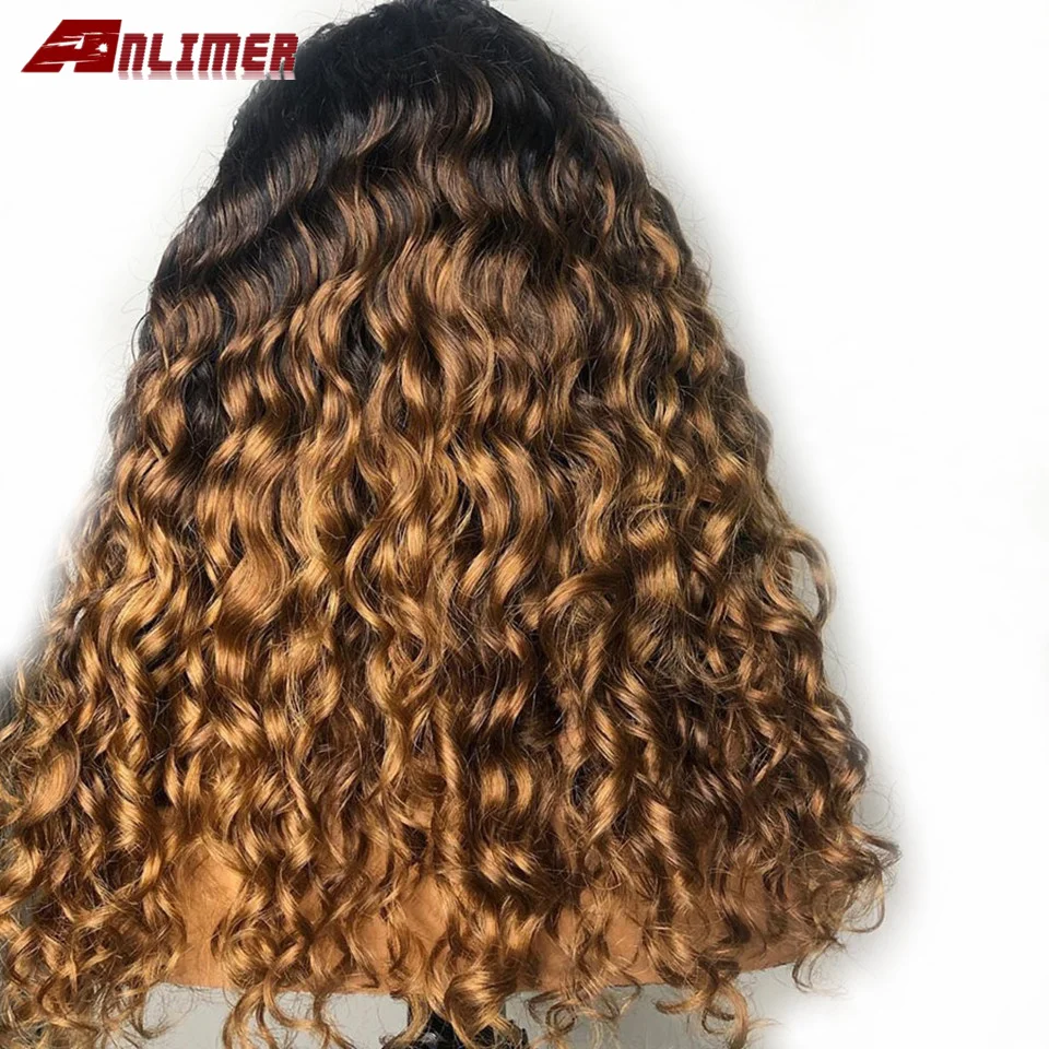 Эффектом деграде (переход от темного к Мёд блондинка вьющиеся человеческие