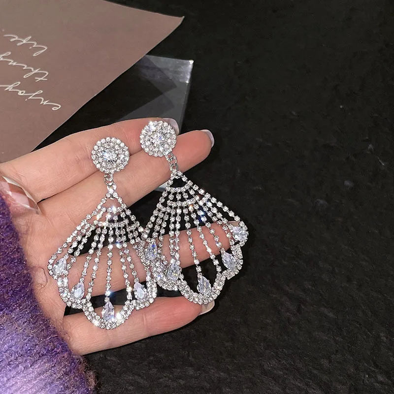 

Новые висячие серьги Стразы для женщин, Бабочка, сердце, цветок, модные подарки, ювелирные изделия для вечеринок