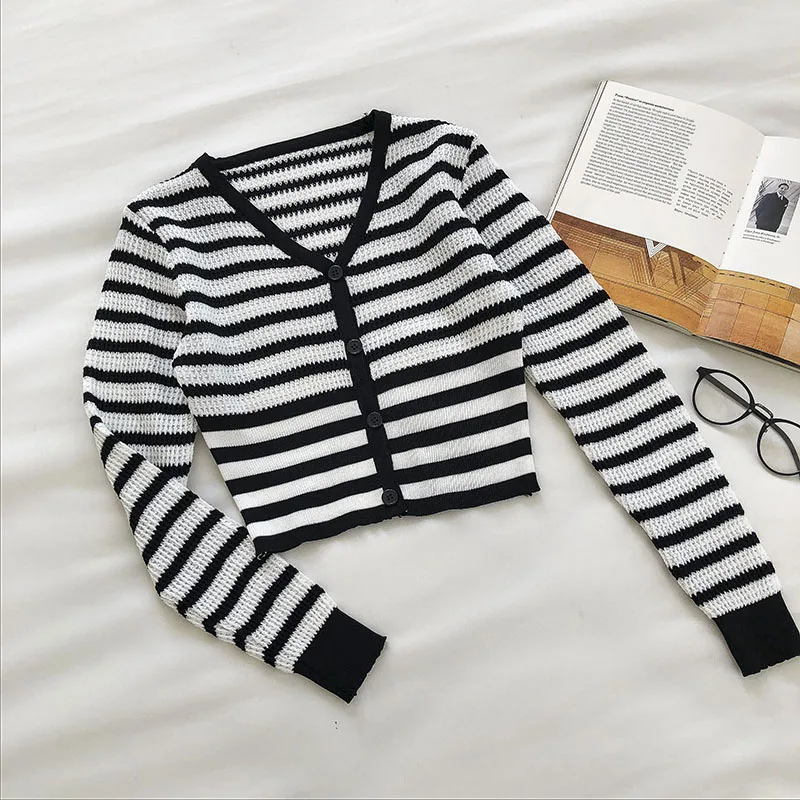 Женский трикотажный кардиган в гонконгском стиле яркий короткий тонкий полоску