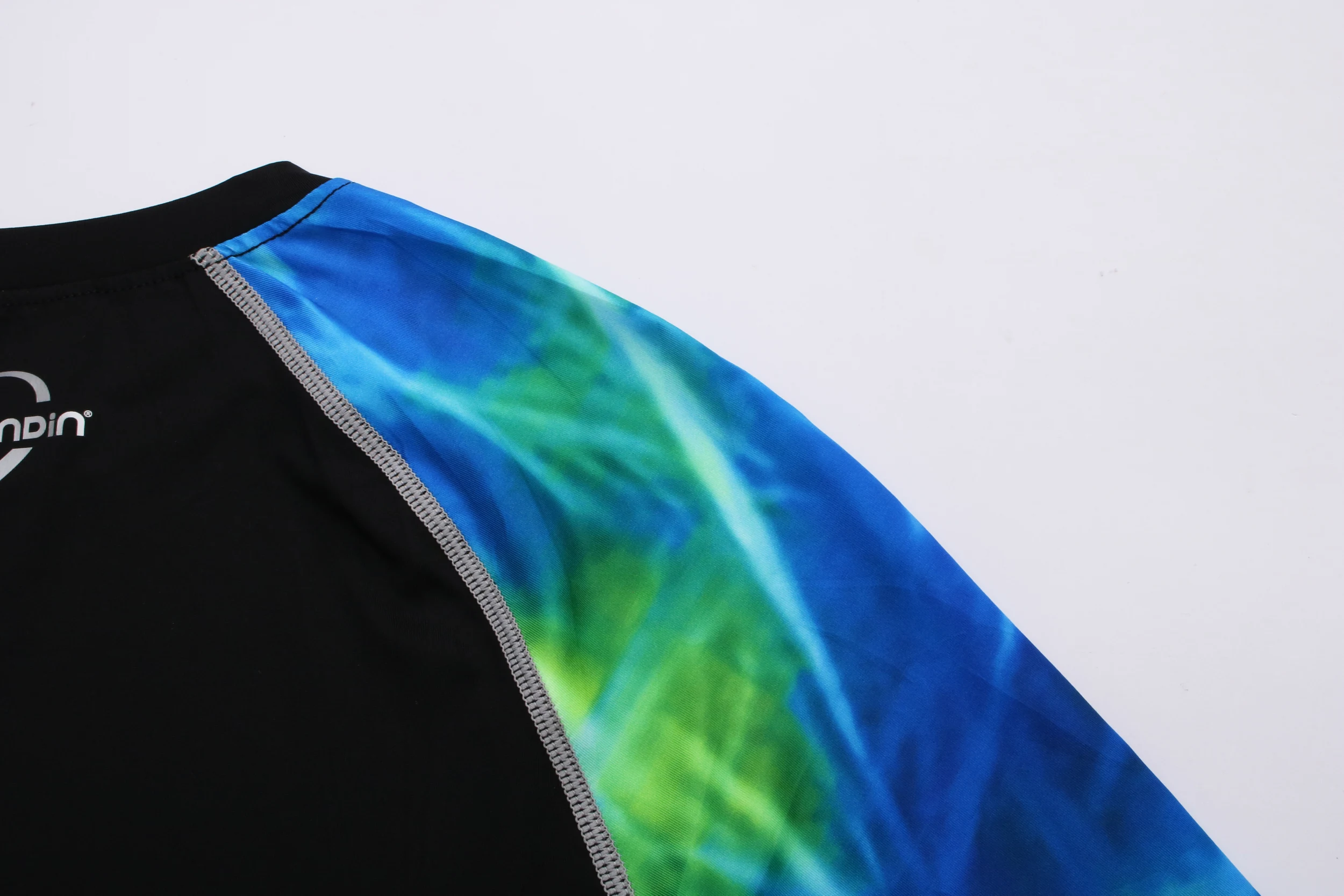 Новый дизайн заводская цена Мужская компрессионная рубашка с длинным рукавом и