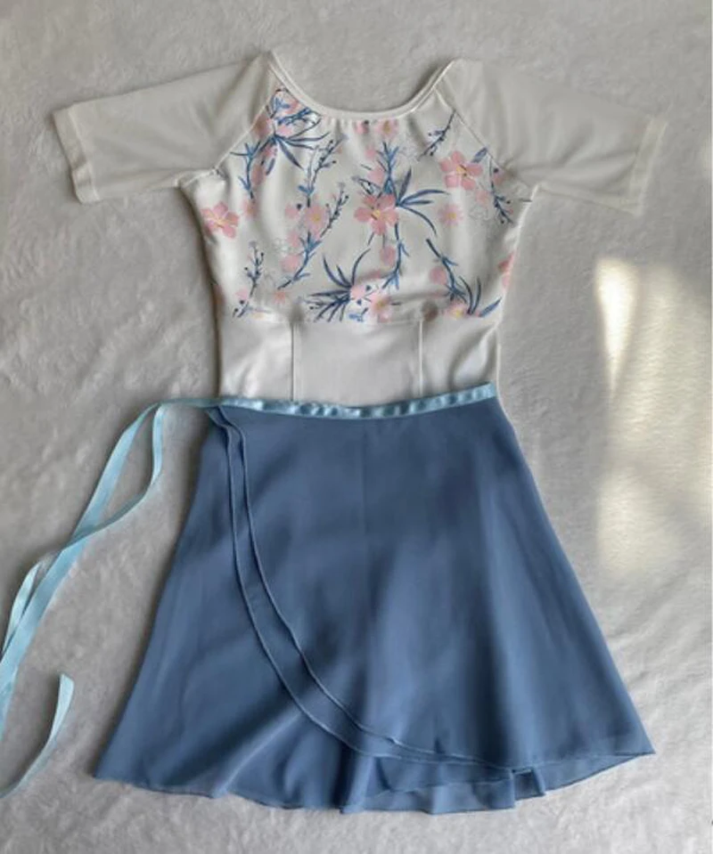 

Ballet Gymnastics Dancing Leotard Women Spring And Fall Printed Leotards Costume Middle Sleeve Ballet Practice Dance Coverall