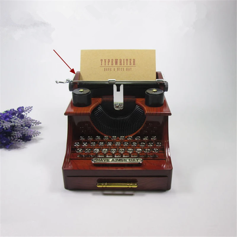 Классическая машинка музыкальная шкатулка ручной Косплей Персонаж