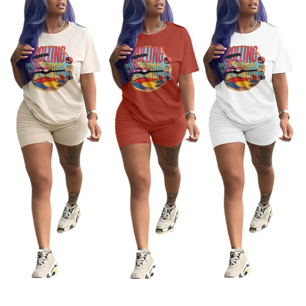 

Футболка женская спортивная с коротким рукавом и шорты с высокой талией