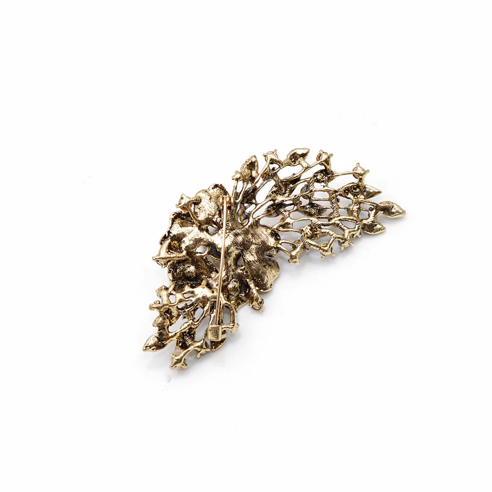 

YoungTulip elegant flower 2 color brooches for women rhinestone fashion bouquet shape brooch pin big pearl brooches wedding gift