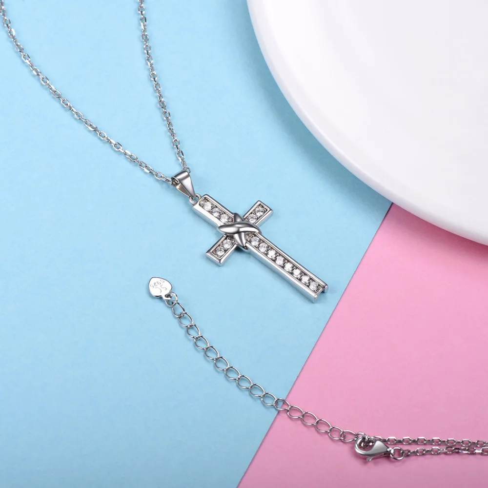 Женский кулон-крест из серебра 100% пробы с фианитами | Украшения и аксессуары