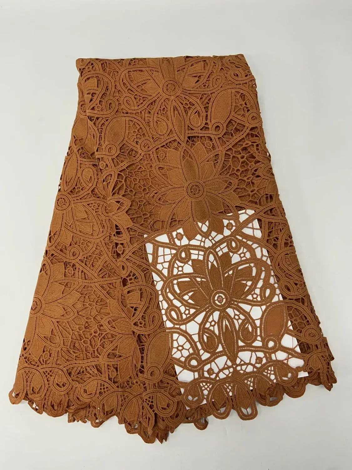 

New Design 2020 African French Water Soluble Christmas Lace Fabric High Quality Nigerian Guipure Cord Lace Fabric For Wedding