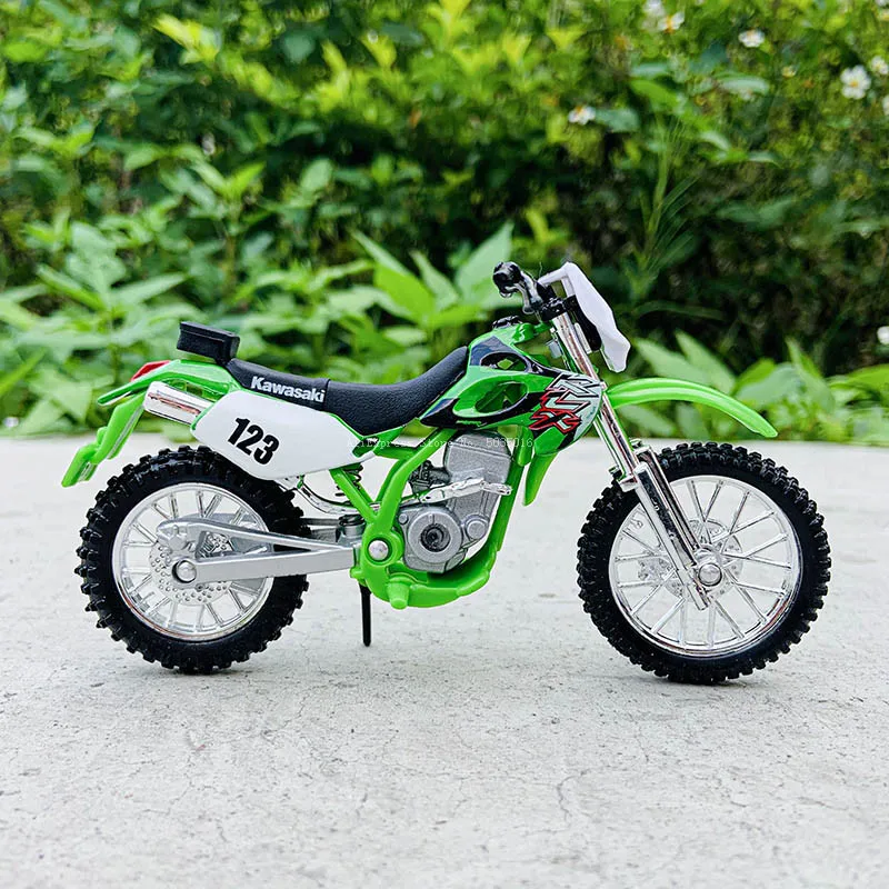 Модель мотоцикла Maisto 1:18 Kawasaki KX 250 F литье под давлением коллекция из сплава хобби