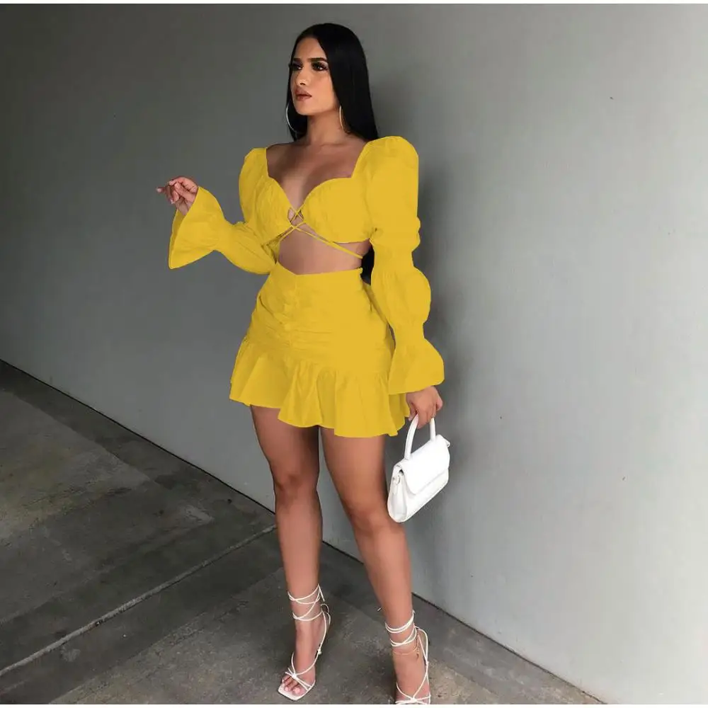 

Женский костюм из двух предметов, Однотонная юбка с рюшами и глубоким V-образным вырезом и длинным рукавом-фонариком, укороченный топ на шну...