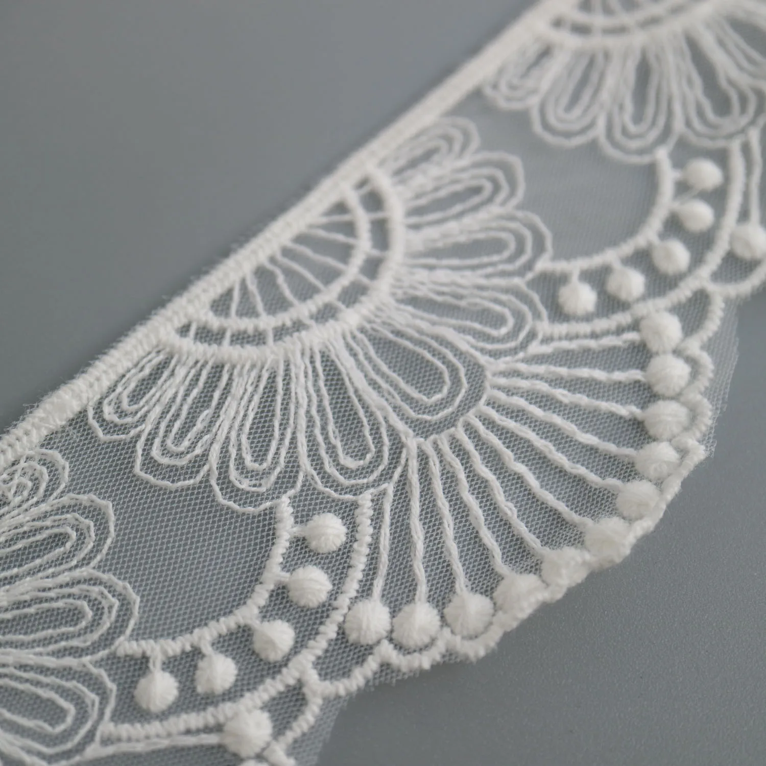 

5.2cm*5yards Fashion white embroidery lace trims for clothing DIY sewing flower lace fabrics for curtain home decoration