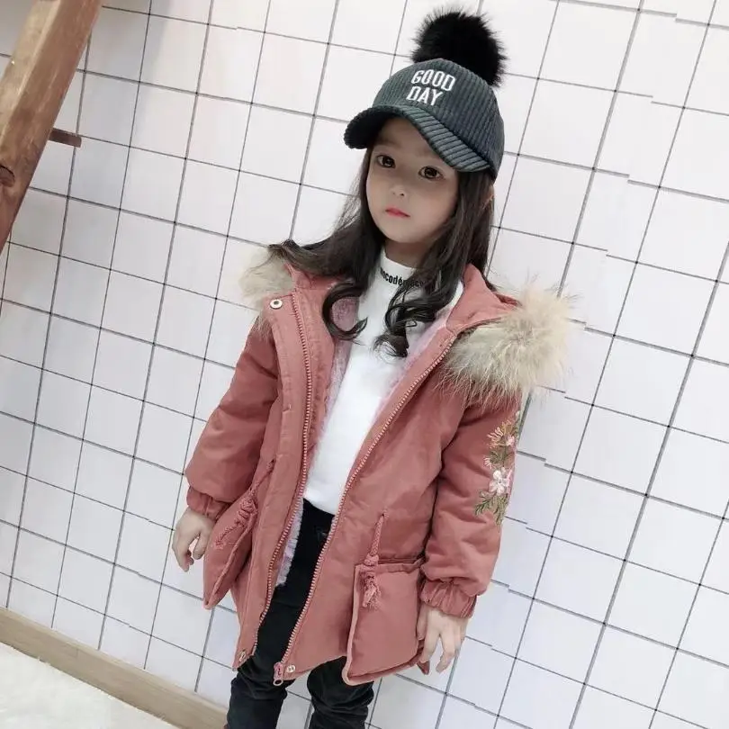 

Wholesale winter girls jackets hooded real fur collar thicker warm coats toddler Windbreake Outwear Modis kids Jackets Y2110