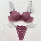 Женское нижнее белье с чашками пуш-ап и надписью, большие размеры