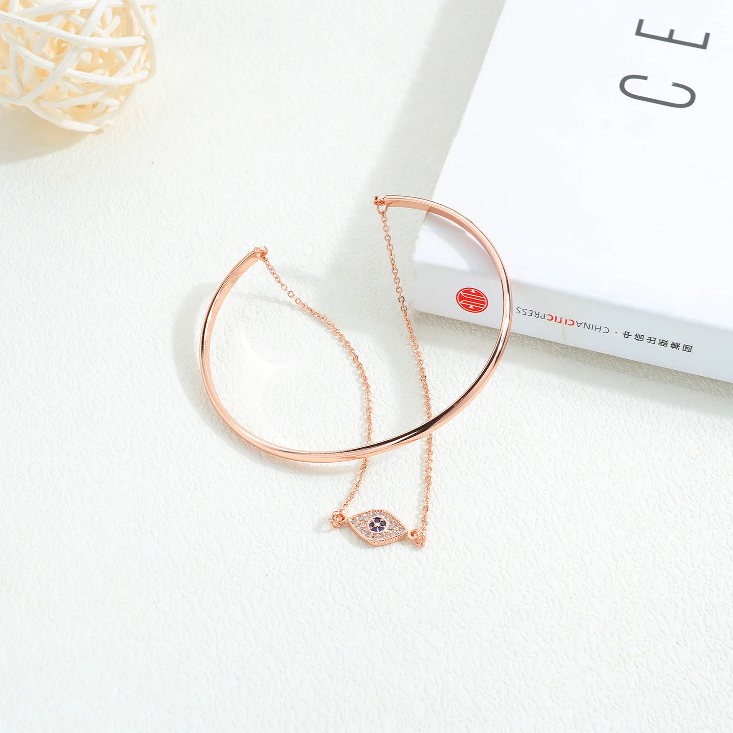 Золотистый женский браслет Hemiston с Европейским медным покрытием креативный