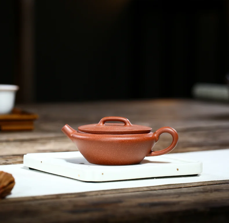 

Dou Li Han Wa China Kettle Ceramic Teapot For Tea Puer Oolong Tea Set