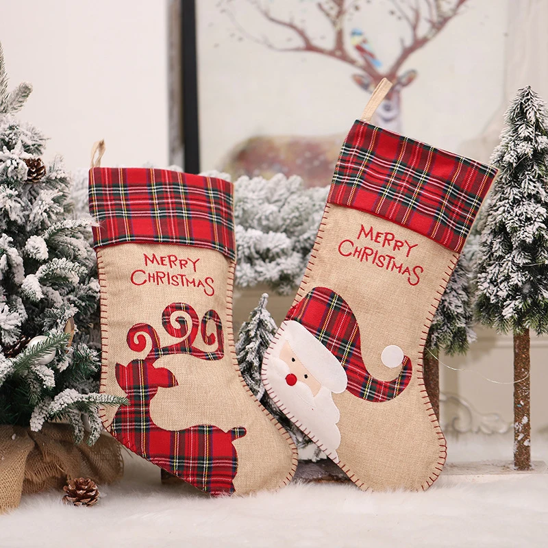 

1Pcs Christmas Stockings Xmas Tree Fireplace Hanging Decorative Socks Gift Bags Holders Burlap Plaid Style Home Decoration