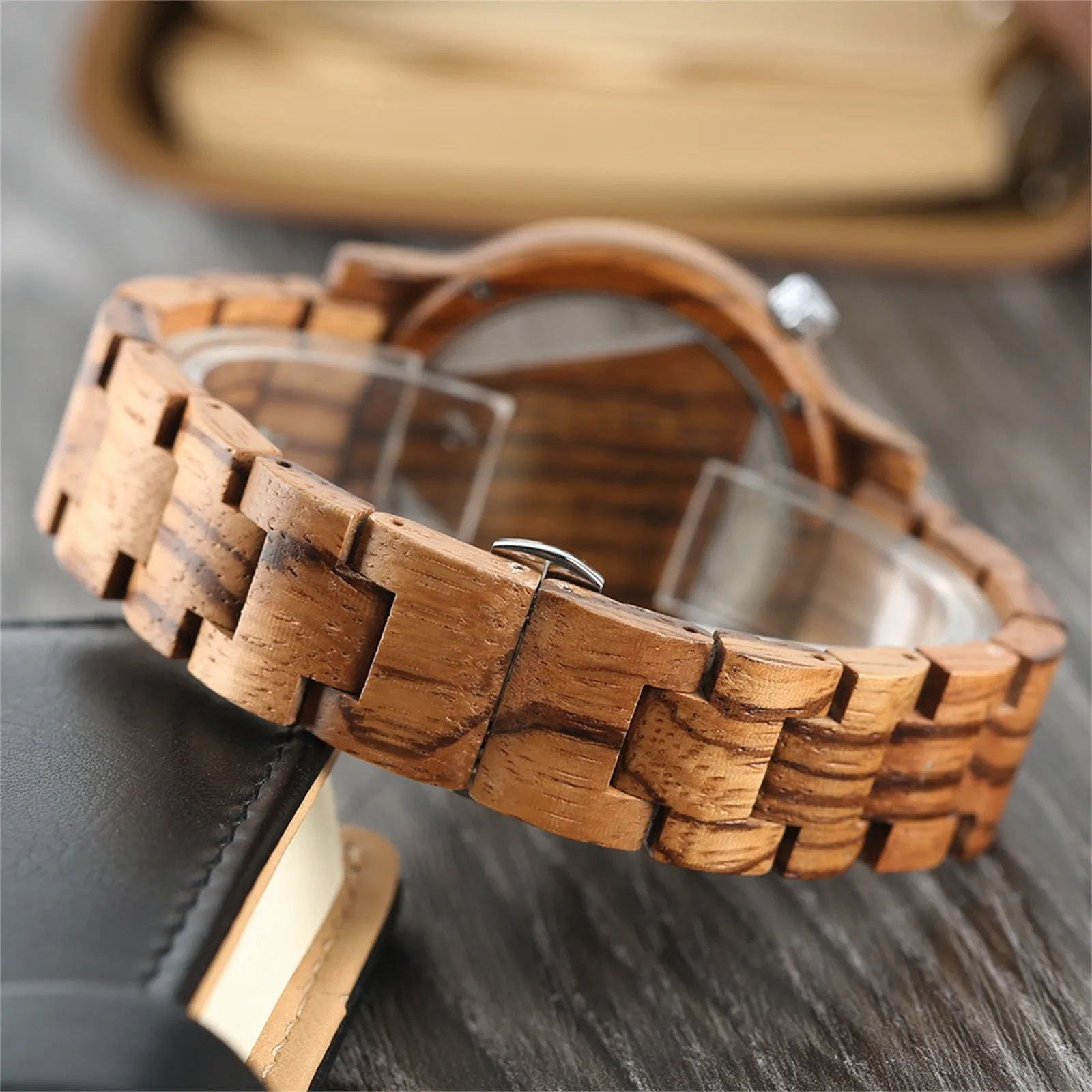 

Wooden Watch Unisex Lover erkek kol saati Luxury Stylish Wood Timepieces Triangle Military Quartz Watches in Wood Bird Go Go