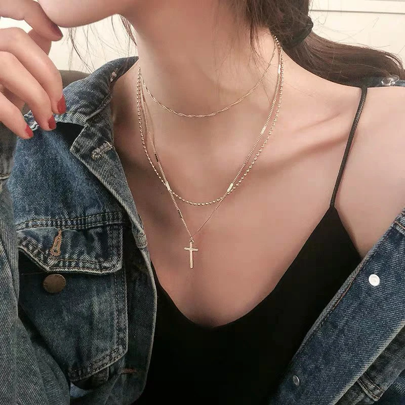 

Chokers Necklaces Cross Pendants Special Hip-Hop Elegant Three-Layer Couple Necklace Chains Necklace Vintage Clavicle Chain Cool