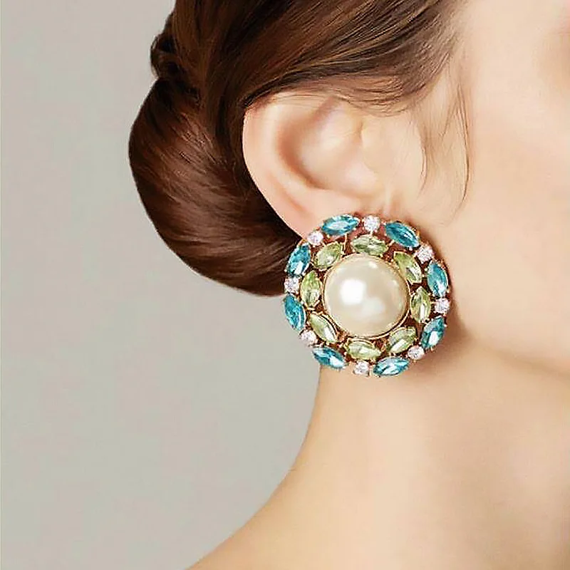 Серьги-гвоздики с жемчугом и кристаллами |