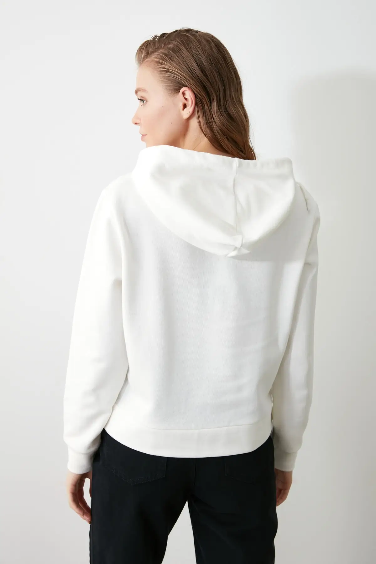 

Trendyol Printed 100 Organic Cotton Basic Hooded Knitted Sweatshirt TWOAW21SW0730