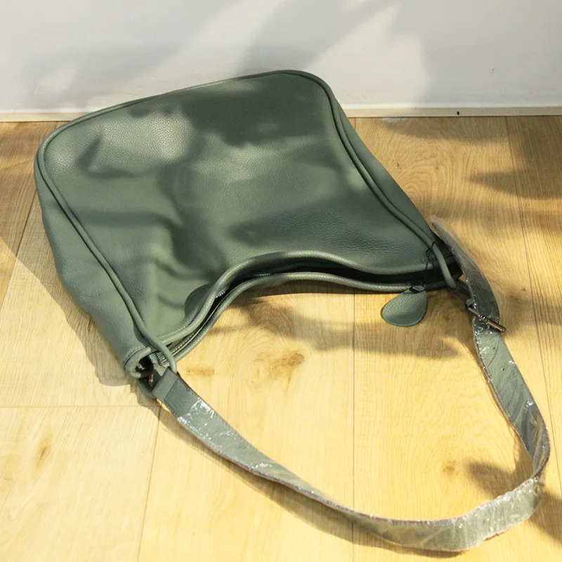 

YourSeason Female 2021 Casual Cowhide Shoulder Bags Genuine Leather Large Capacity Female Solid Color Messenger Bag