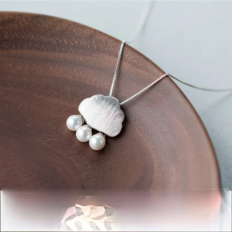 

Fashion Cloud Raindrop Silver Plated Pendant Korean Trend Lady Shell Pearl Cloud Clavicle Chain Charm Lady Wedding Party Jewelry