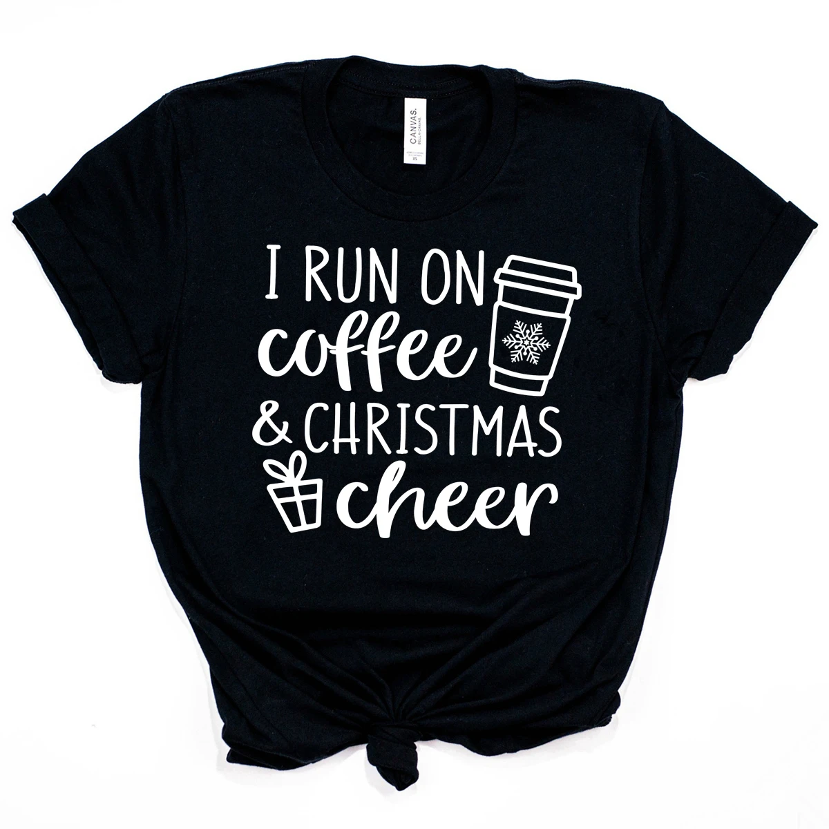 I Run on Coffee и Рождественская рубашка забавная футболка праздничная вечерние лка с
