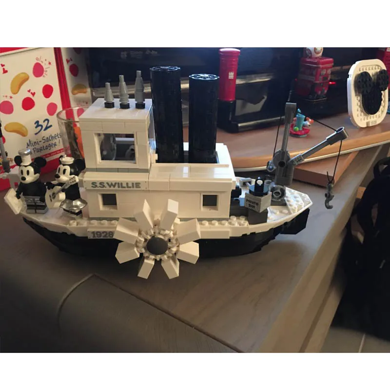 Lepining хит продаж Набор для игры в Steamboat Willie модель 16062 21317 строительные блоки