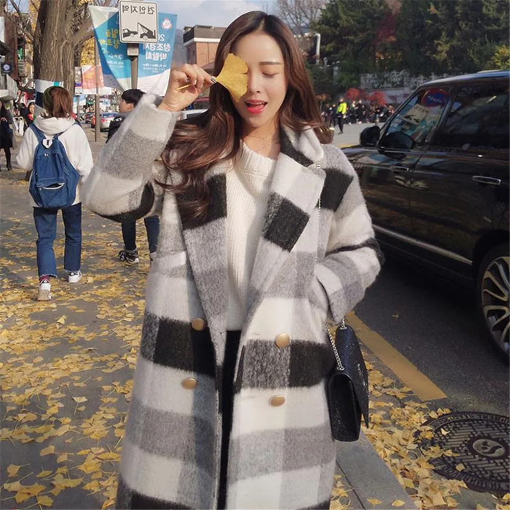 

2019 New Women Autumn Winter Cashmere Trench Jacket Women Casual Black White Plaid Coat Thickness Warm Button Pocket Jackets
