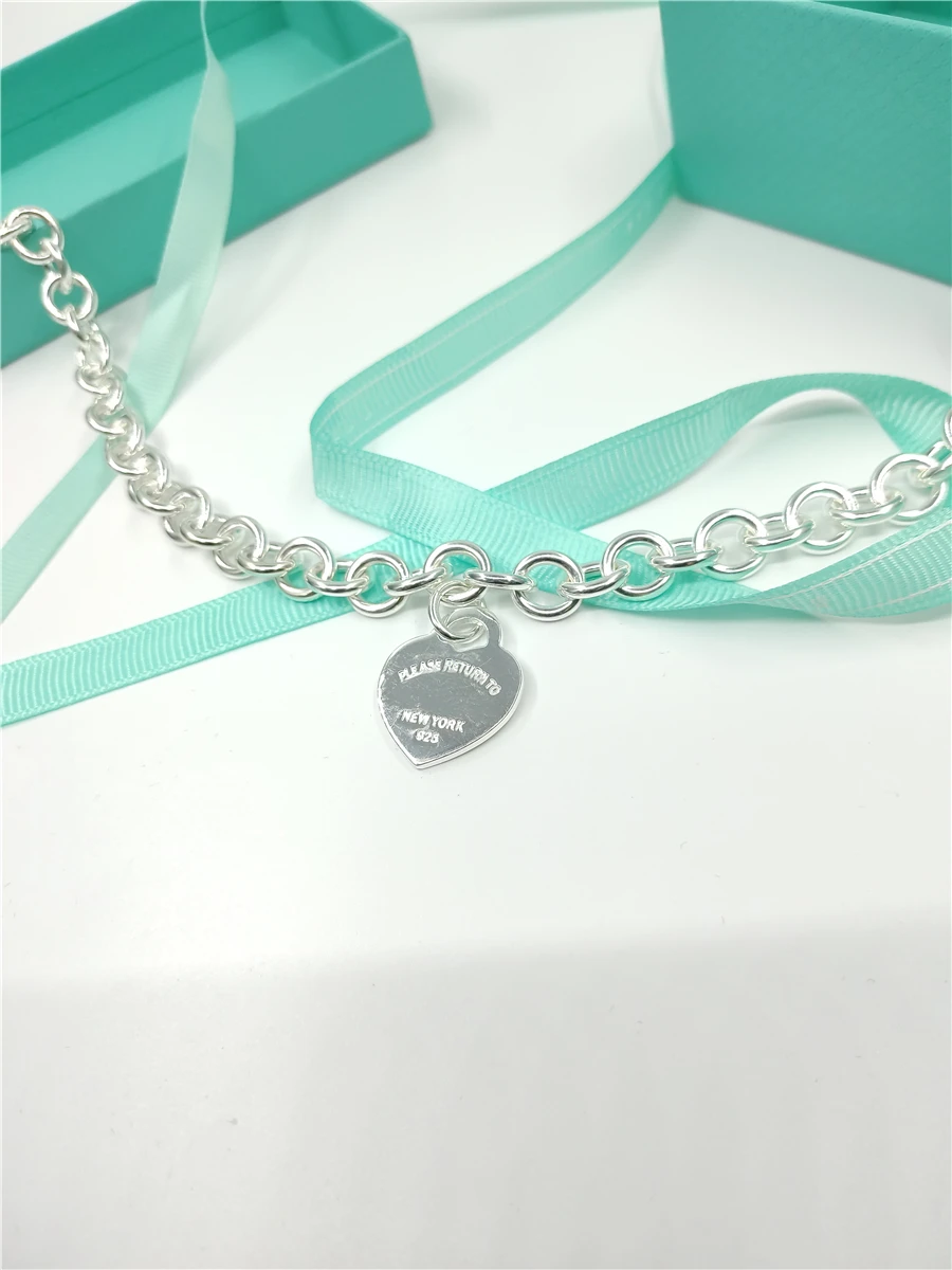 

2021 trendy luxury brand original necklace letter wedding necklace couple heart necklace and pendants for women sets