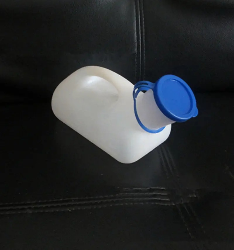 Белая мужская бутылочка для писсуаров портативная пластиковая мочи с защитой от