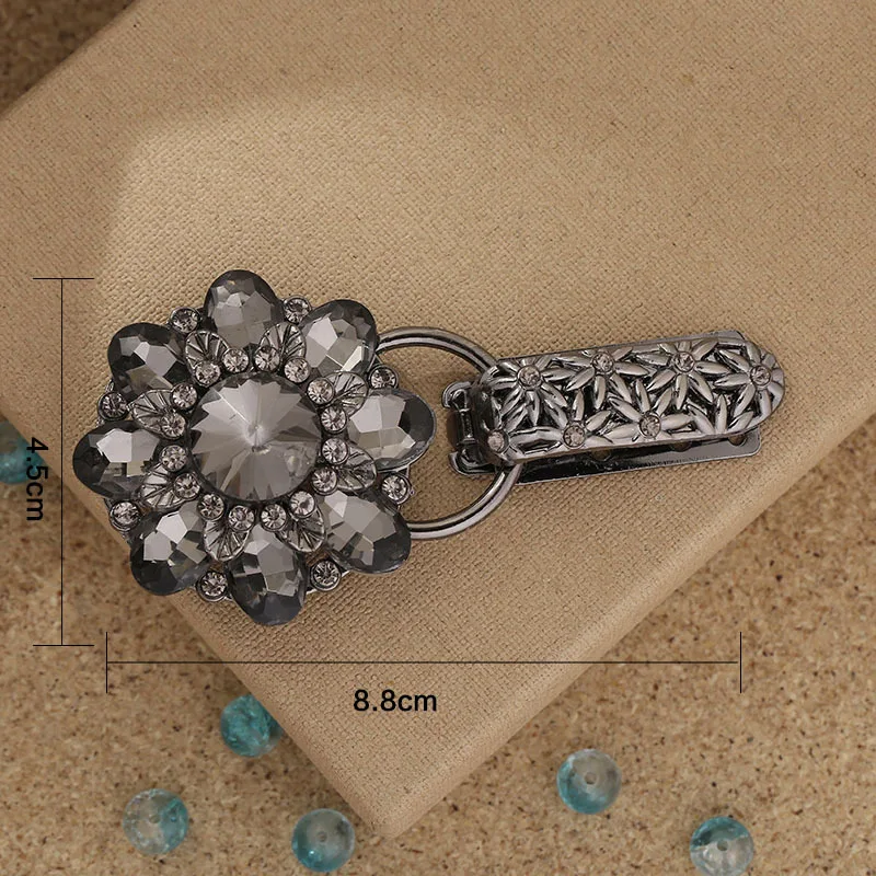 Меховые пуговицы для пальто. Стразы пуговицы. Стеклянная в форме утконоса с