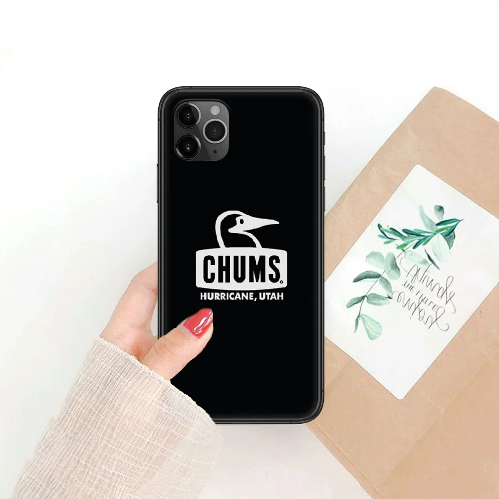 

Fashion Brand CHUMS Phone Case Cover Hull For iphone 5 5s se 2 6 6s 7 8 12 mini plus X XS XR 11 PRO MAX black fashion cell cover