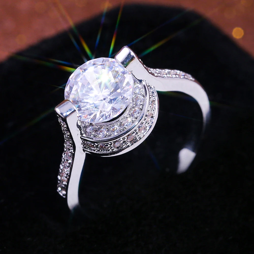 

JK Fashion Classic Wedding Engagement Ring Fascinating Design With Brilliant Dazzling Cubic Zirconia Stone Prong Setting